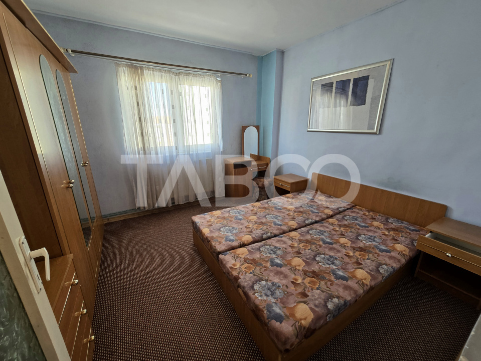 Apartament decomandat de vanzare 50 mp balcon lift Mihai Viteazu Sibiu