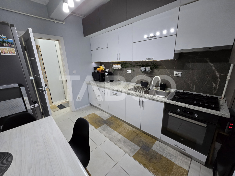 Apartament decomandat de vanzare 51 mpu 2 camere balcon Turnisor Sibiu