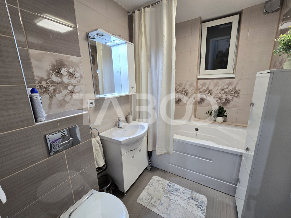 Apartament decomandat de vanzare 51 mpu 2 camere balcon Turnisor Sibiu