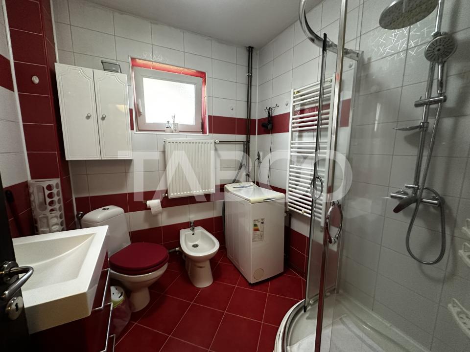 Apartament decomandat de vanzare 55 mpu 2 camere pod in Selimbar