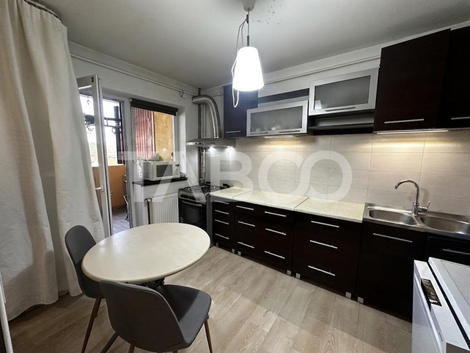 Apartament decomandat de vanzare 55 mpu 2 camere pod in Selimbar