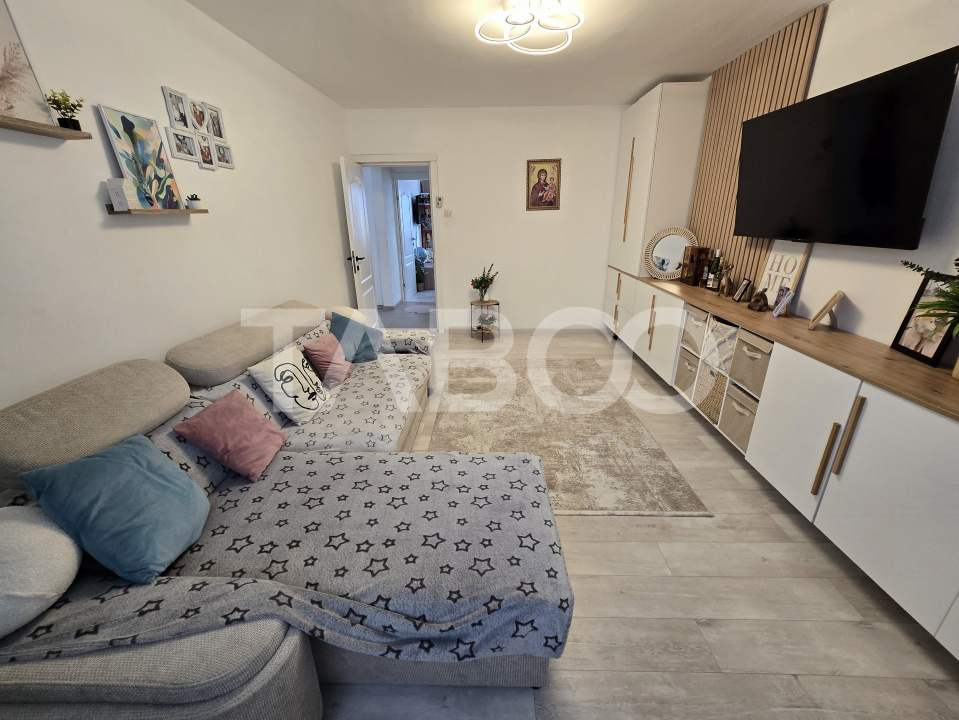 Apartament decomandat de vanzare mobilat pivnita Vasile Aaron Sibiu 