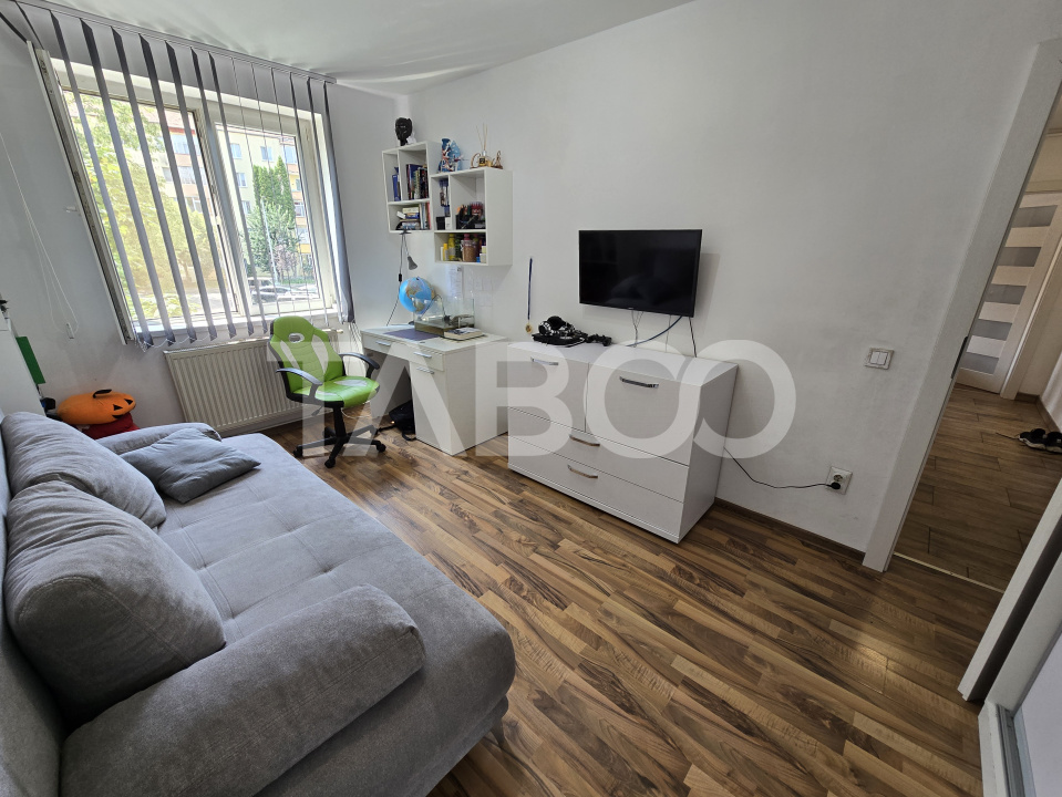 Apartament decomandat de vanzare renovat etajul 1 zona Central Sibiu