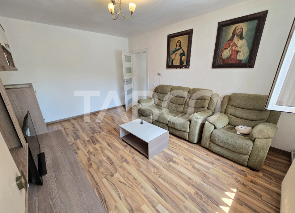 Apartament decomandat de vanzare renovat etajul 1 zona Central Sibiu