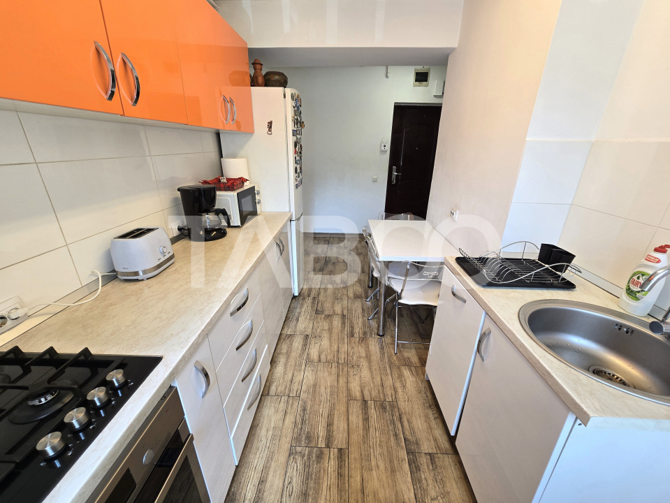 Apartament decomandat de vanzare renovat etajul 1 zona Central Sibiu