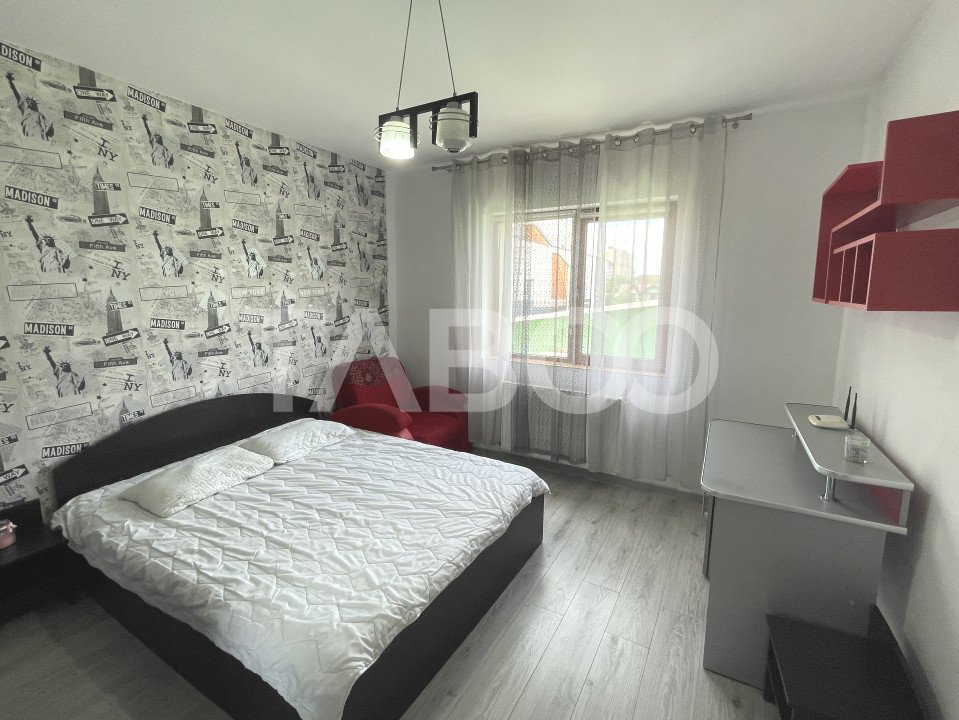 Apartament decomandat etaj 1 cu 2 camere 60 mpu si balcon Selimbar