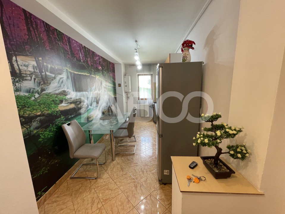 Apartament decomandat etaj 1 cu 2 camere 60 mpu si balcon Selimbar