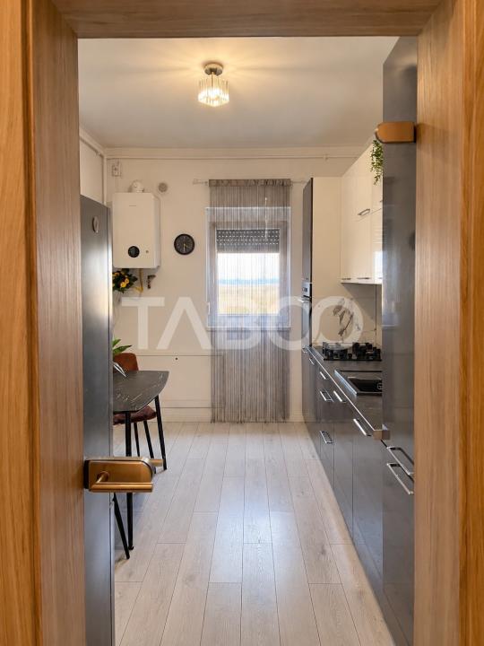 Apartament decomandat la parter 3 camere balcon Cartier Arhitectilor