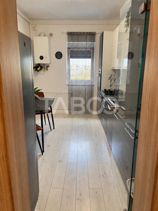 Apartament decomandat la parter 3 camere balcon Cartier Arhitectilor