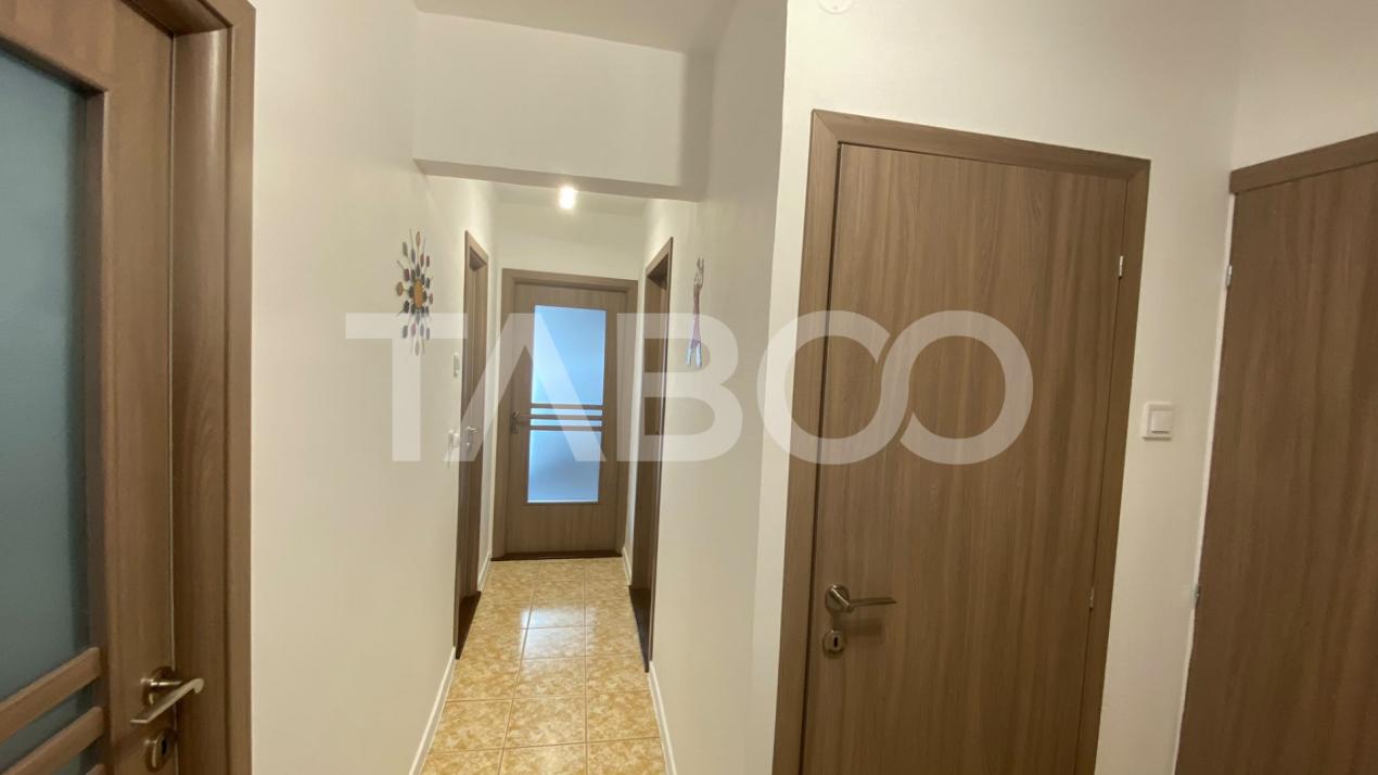 Apartament decomandat mobilat utilat 3 camere 56 mpu balcon 3 mp
