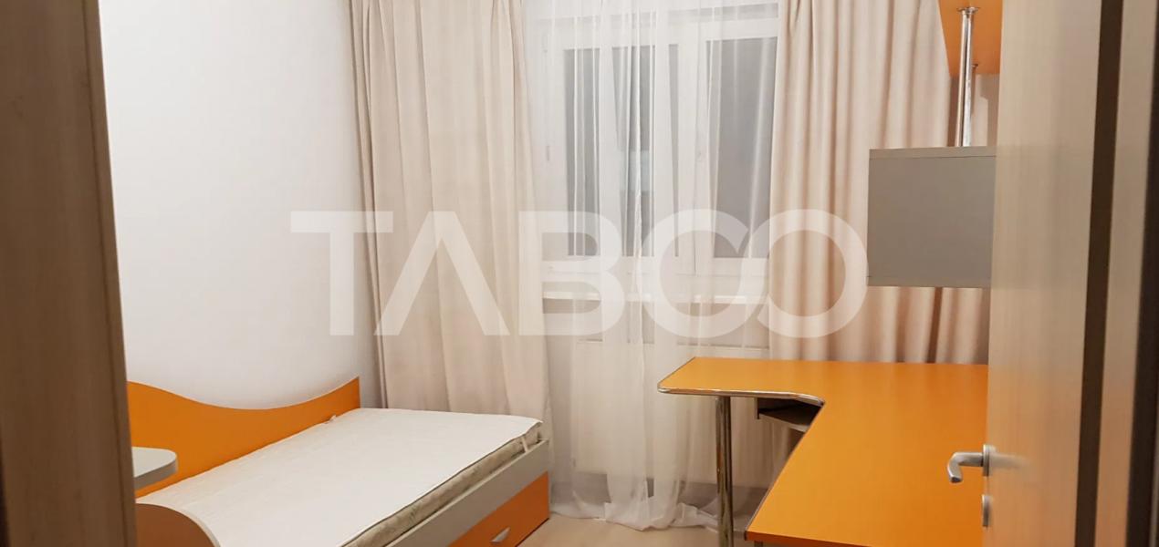 Apartament decomandat mobilat utilat 3 camere 76 mpu balcon 4 mp