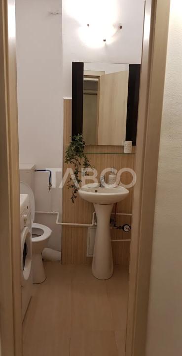 Apartament decomandat mobilat utilat 3 camere 76 mpu balcon 4 mp