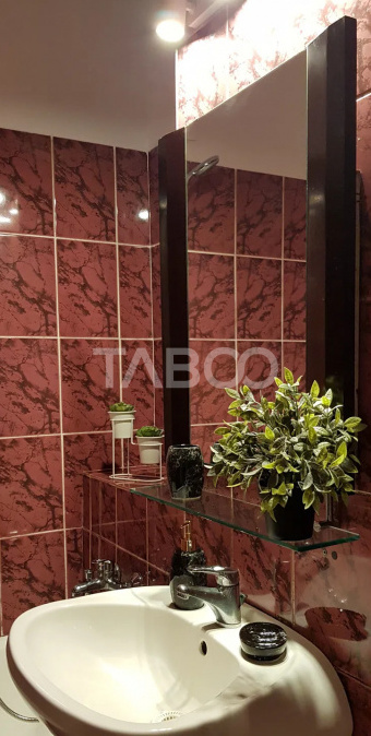 Apartament decomandat mobilat utilat 3 camere 76 mpu balcon 4 mp