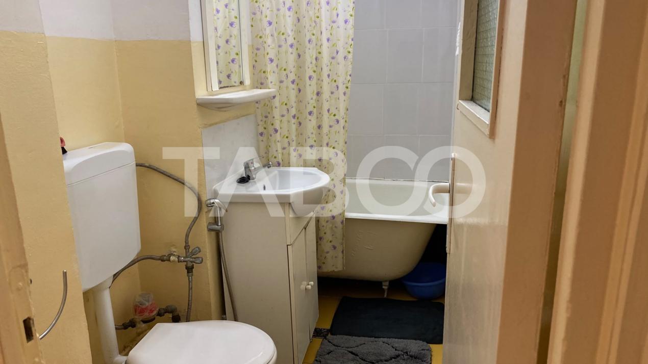 Apartament decomandat mobilat utilat 35 mpu 2 camere 1 dormitor 