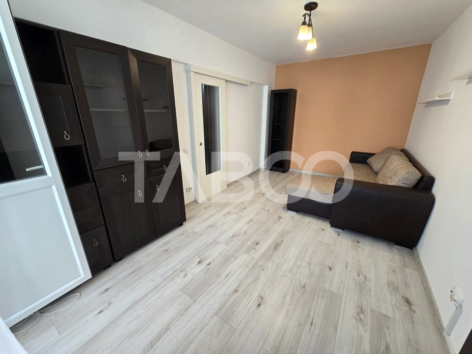 Apartament decomandat renovat mobilat balcon logie Rahovei Sibiu