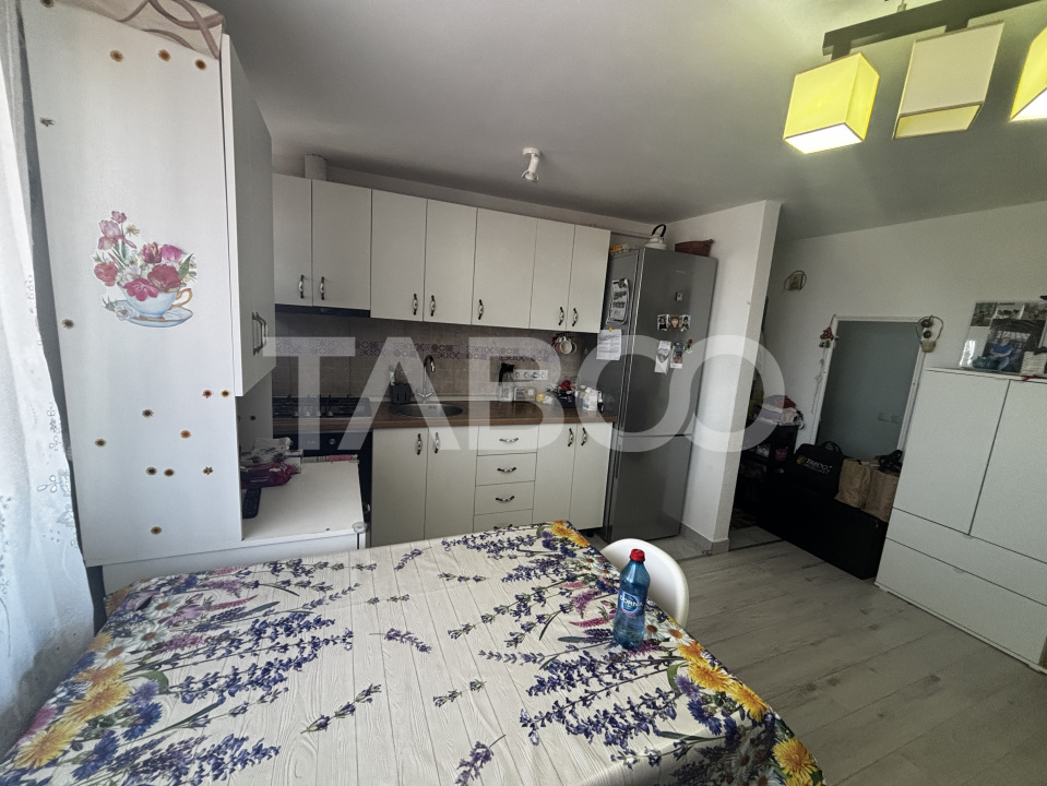 Apartament decomandat vanzare 2 camere 76 mp zona Tiglari in Sibiu - Tiglarilor