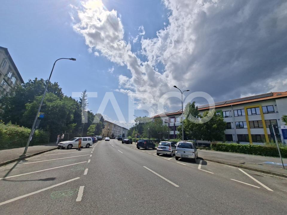 Apartament decomandat vanzare3 camere 66 mpu pivnita Mihai Viteazul
