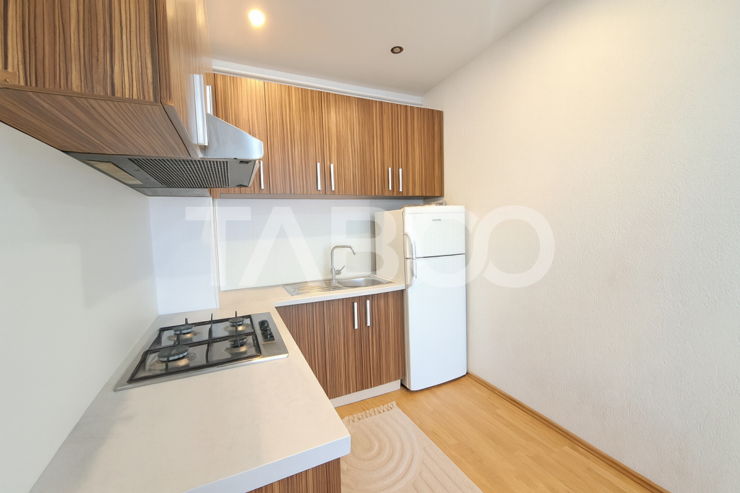 Apartament etaj 1 in zona Calea Poplacii 3 camere si balcon