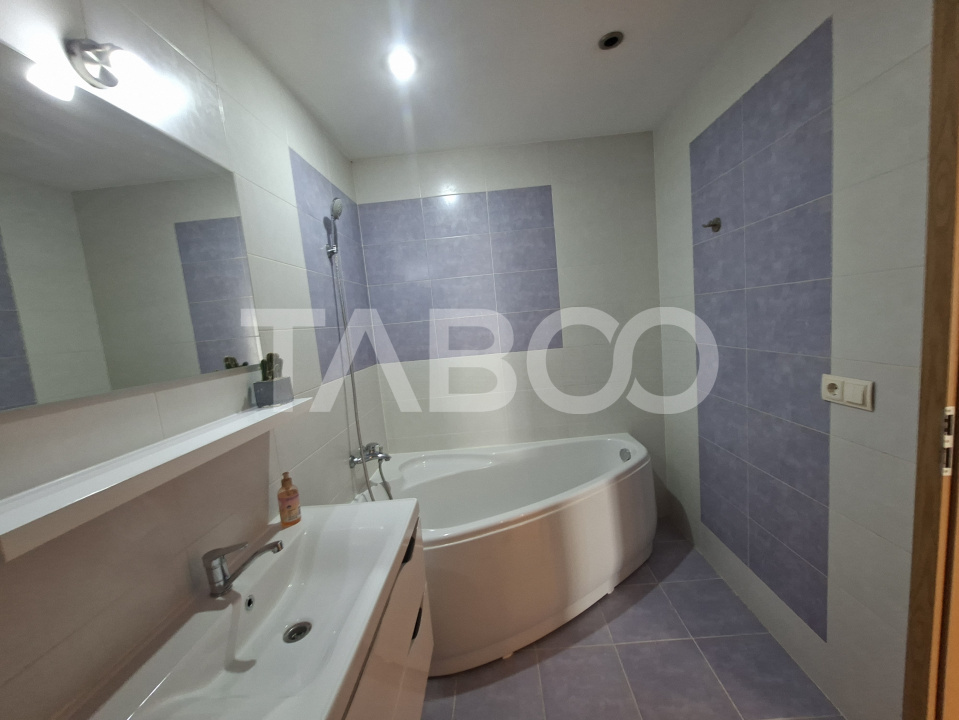 Apartament etaj 1 in zona Calea Poplacii 3 camere si balcon