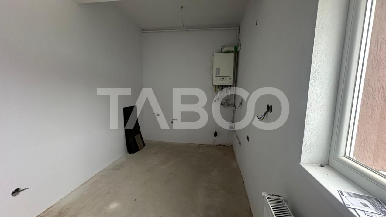 Apartament etaj 1 intermediar 3 camere 84 mpu Turnisor Sibiu