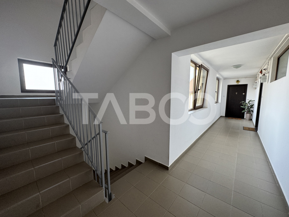 Apartament etaj 2 decomandat 3 camere balcon 69 mpu Selimbar Sibiu