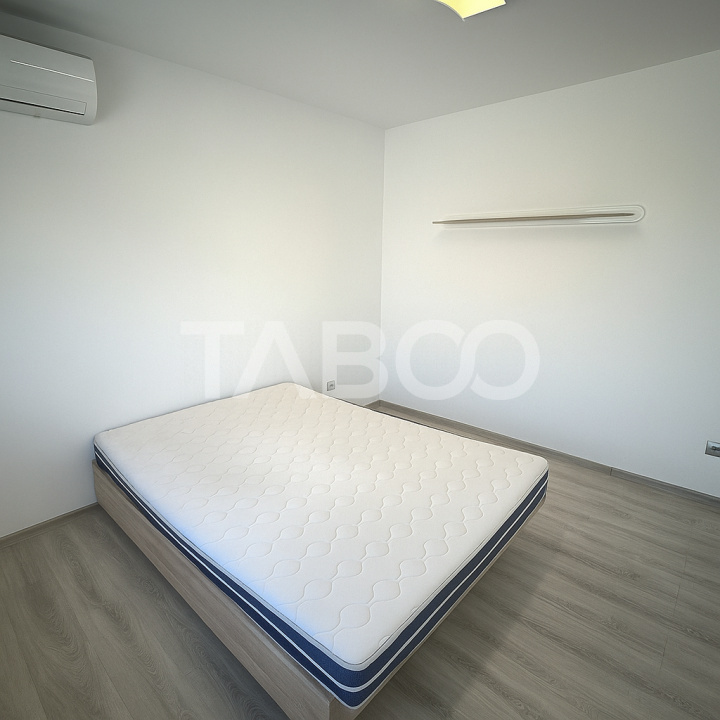 Apartament etaj 3 decomandat cu 3 camere 2 bai 2 balcoane Strand Sibiu