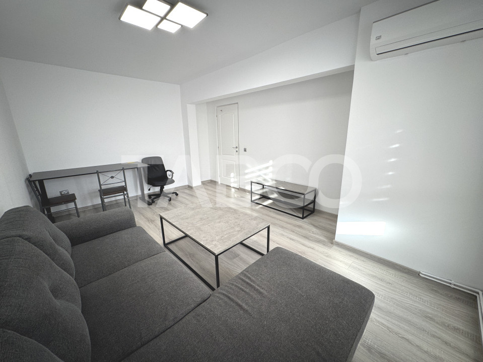 Apartament etaj 3 decomandat cu 3 camere 2 bai 2 balcoane Strand Sibiu