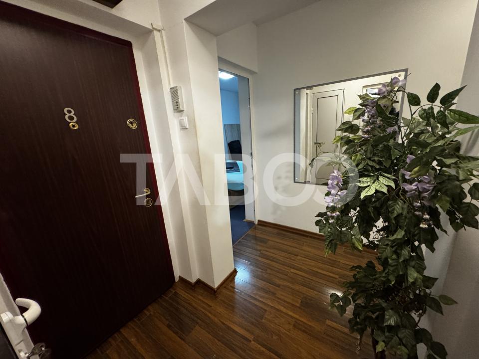 Apartament etaj 3 decomandat cu 3 camere 66 mpu pivnita Mihai Viteazul