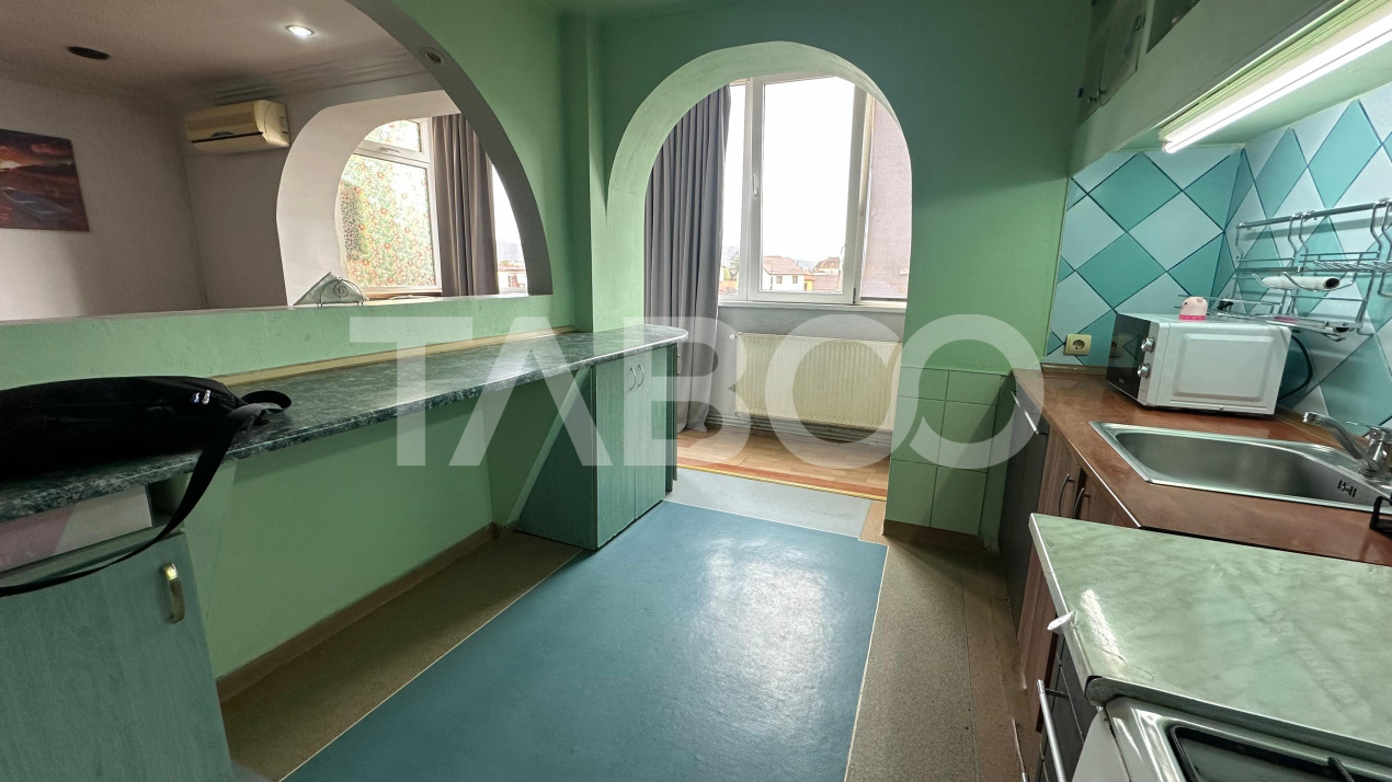 Apartament etaj intermediar 3 camere 2 balcoane zona Terezian Sibiu