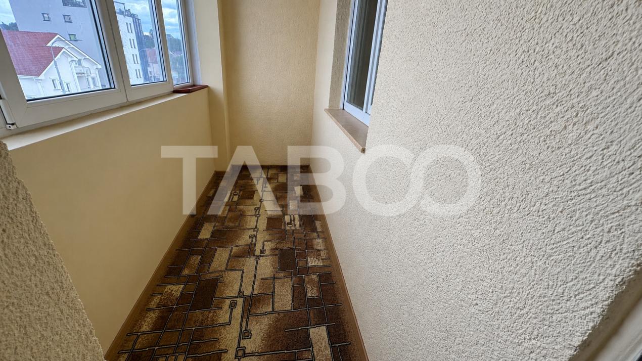 Apartament etaj intermediar 4 camere cu pivnita zona Strand Sibiu