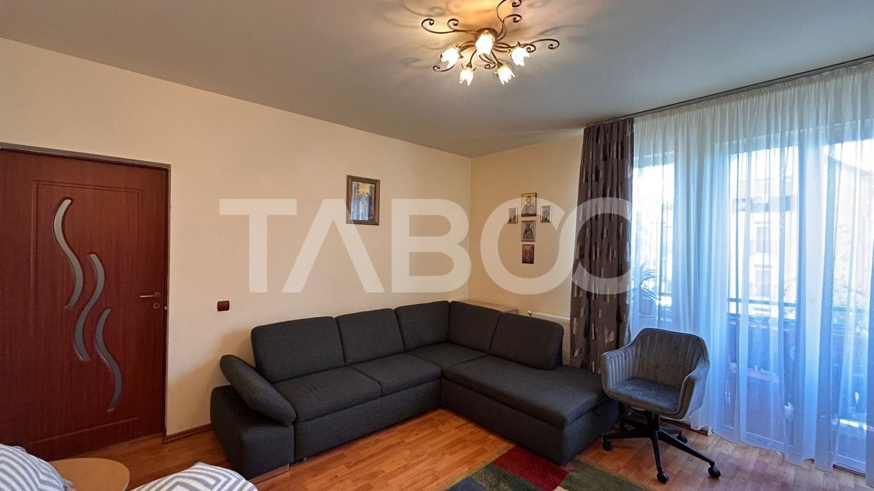 Apartament etaj intermediar decomandat cu 2 camere balcon Turnisor