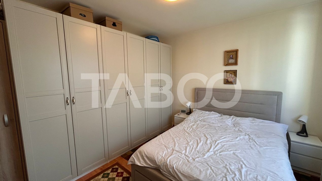 Apartament etaj intermediar decomandat cu 2 camere balcon Turnisor