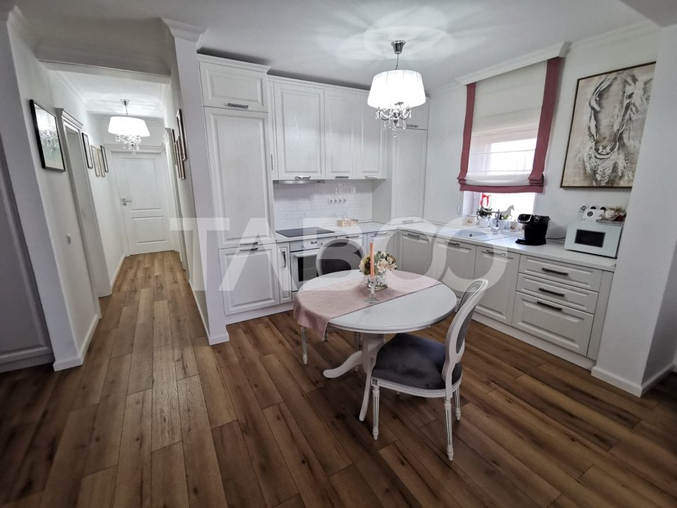 Apartament etajul 1 cu 3 camere decomandate 2 bai 2 balcoane Selimbar