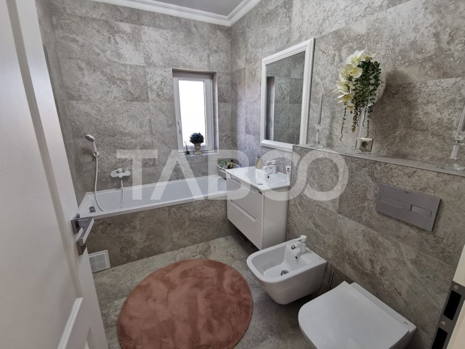 Apartament etajul 1 cu 3 camere decomandate 2 bai 2 balcoane Selimbar