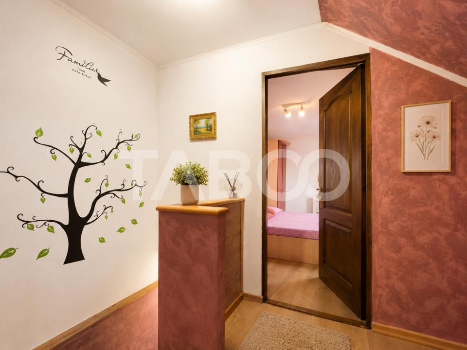 Apartament foarte spatios 3 camere balcon zona Cedonia intabulat