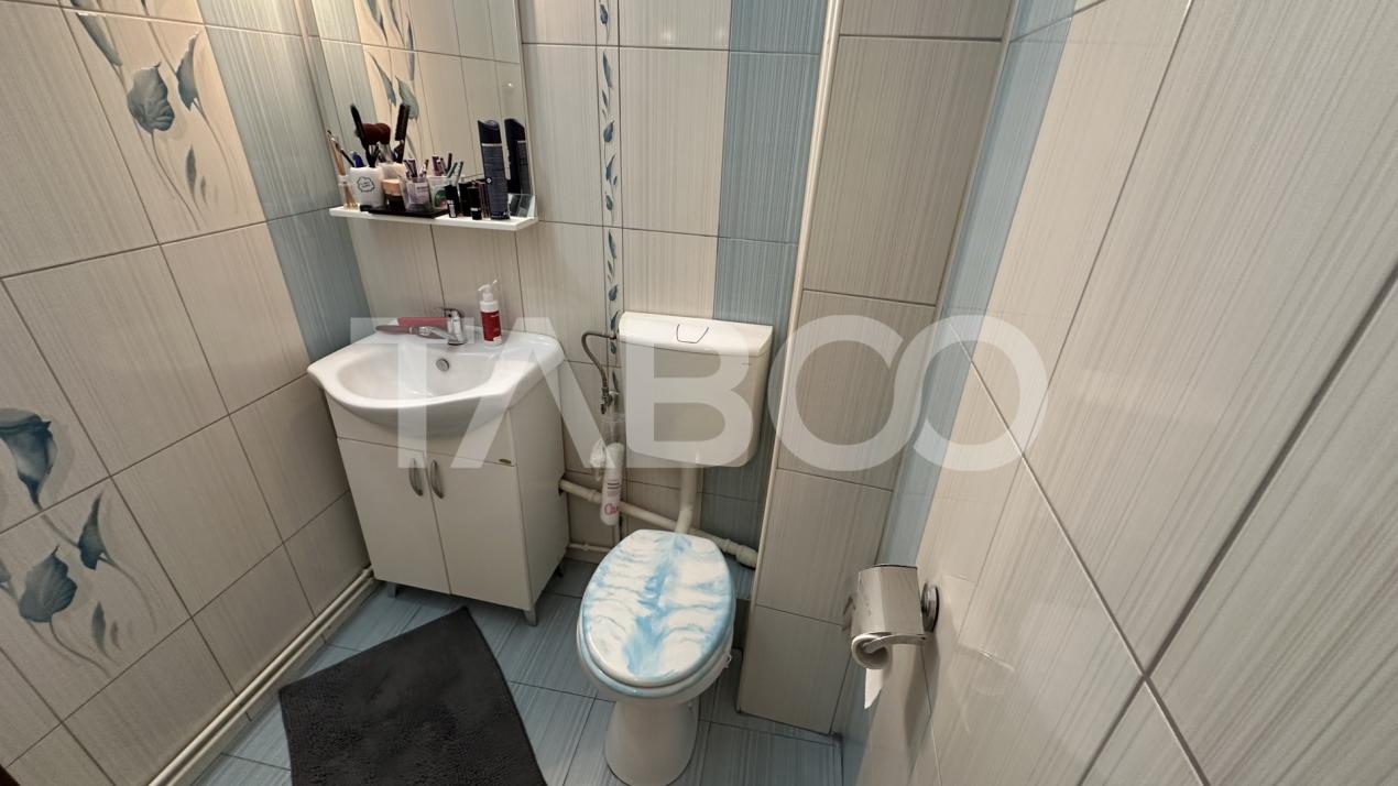Apartament in bloc cu lift 4 camere 2 bai pivnita Mihai Viteazul Sibiu