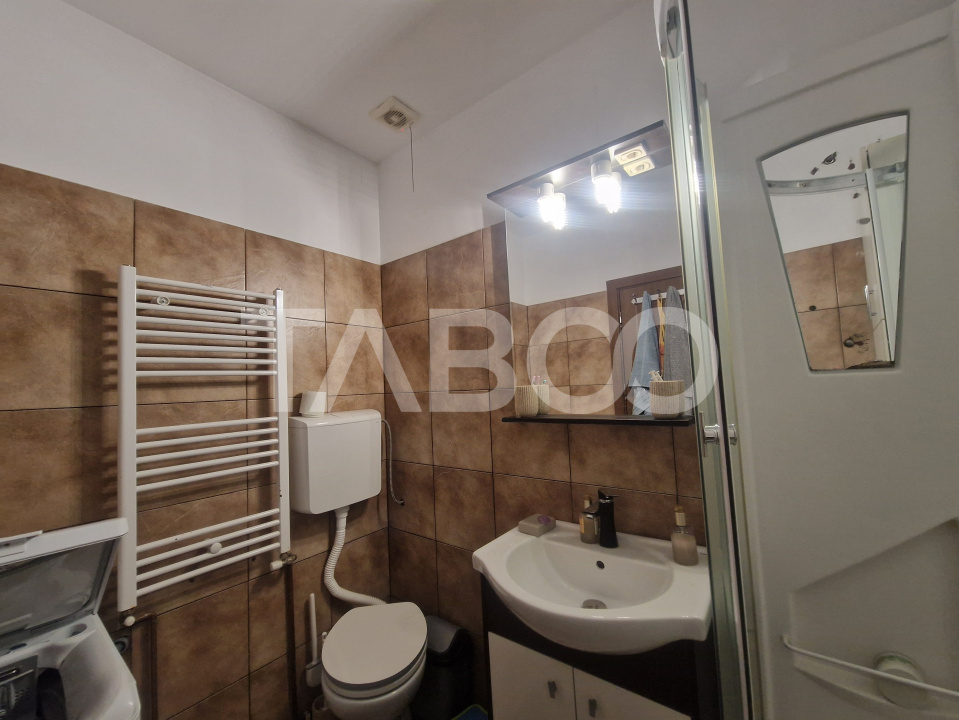 Apartament intabulat la mansarda 3 camere 65 mp balcon Turnisor