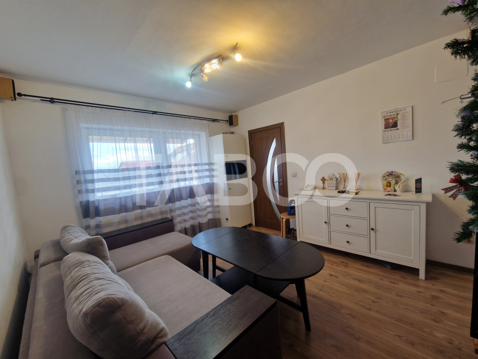Apartament izolat la mansarda 3 camere 65 mp balcon Turnisor