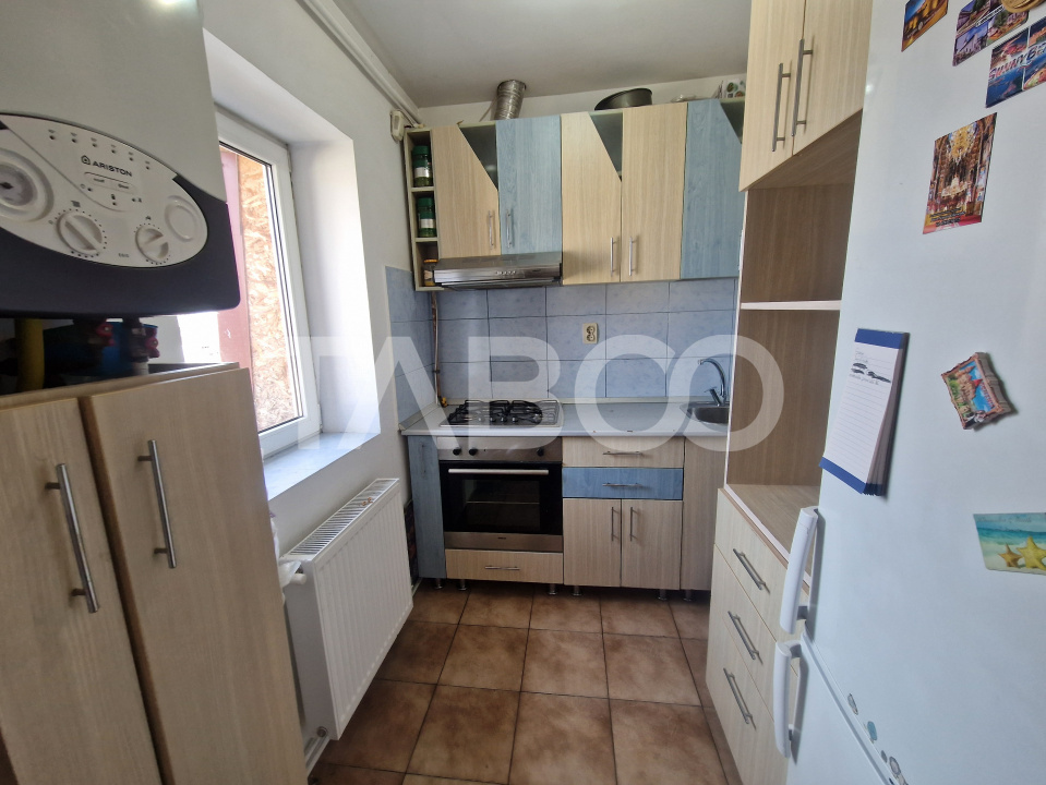 Apartament izolat la mansarda 3 camere 65 mp balcon Turnisor