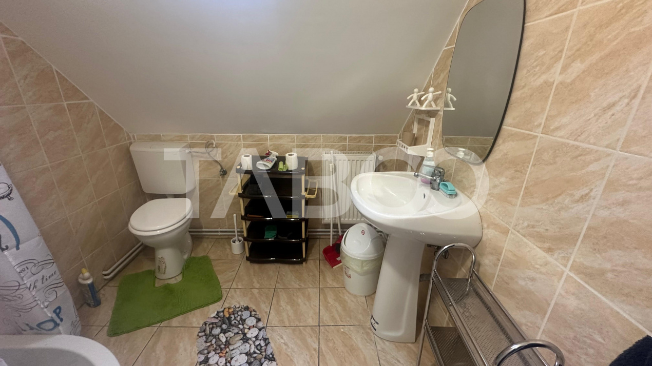 Apartament la casa 100mpu acces curte taxe incluse Poplaca sibiu 