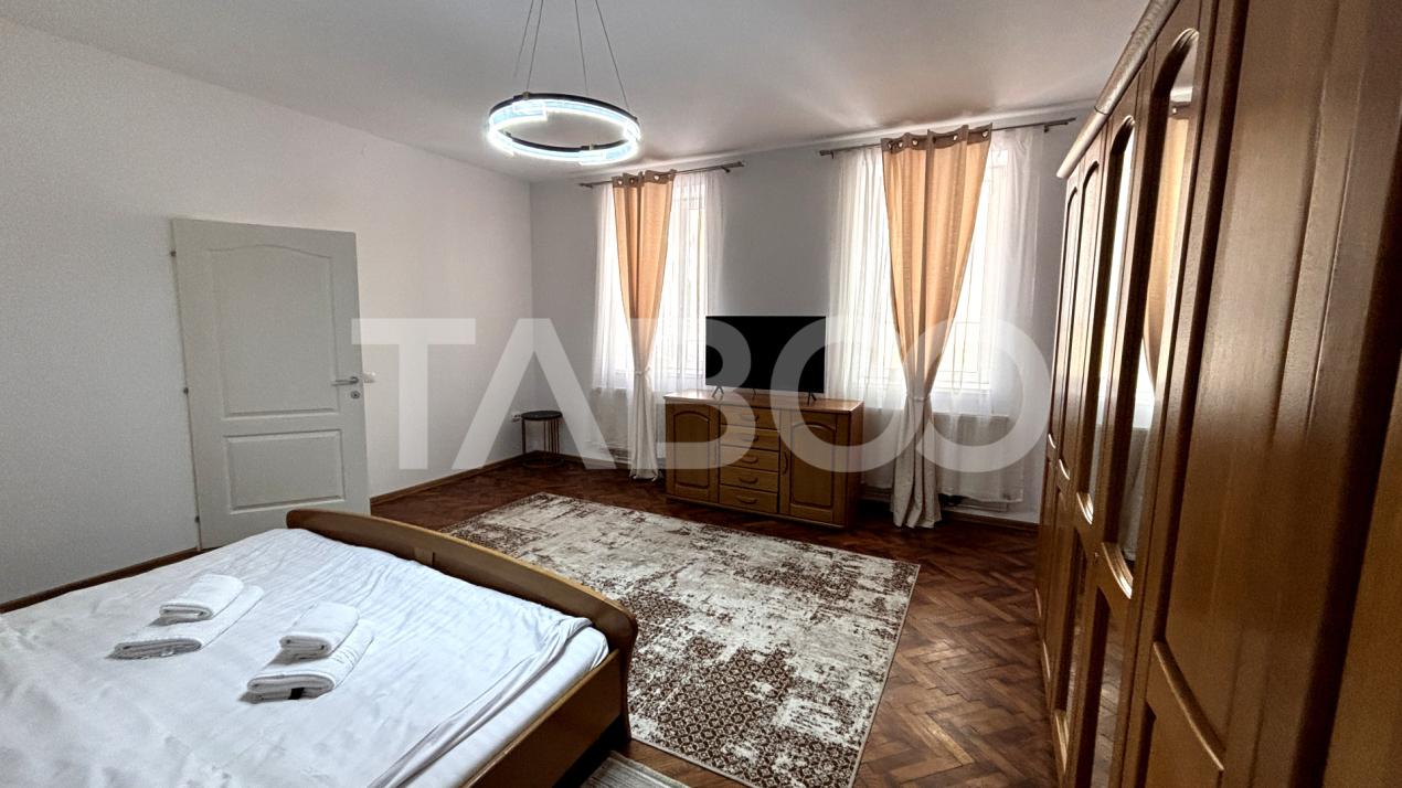 Apartament la casa 105 mpu cu pivnita si loc de parcare zona Centrala