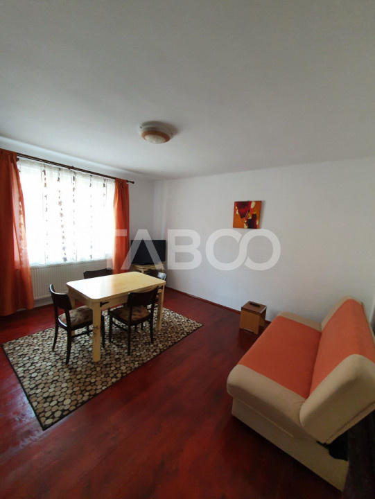 Apartament la casa 2 camere 75 mpu 2 bai de inchiriat Trei Stejari 