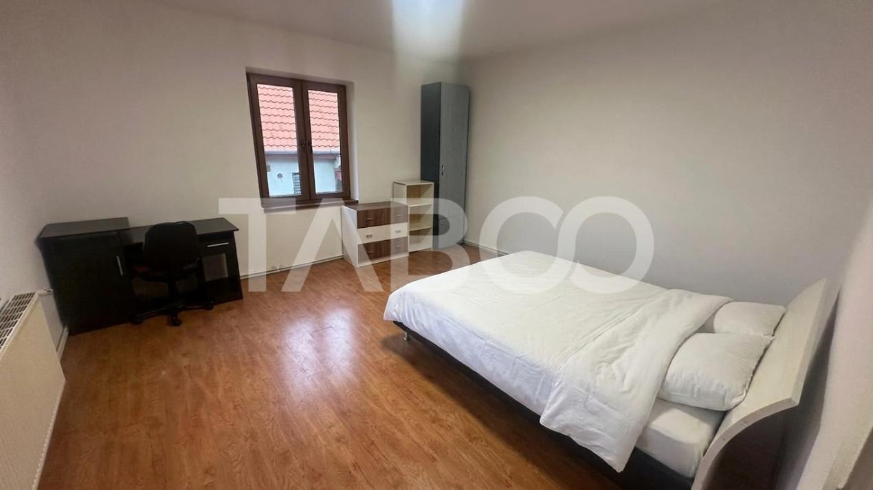 Apartament la casa 3 camere 105 mpu cu curte  zona Tiglari Sibiu 