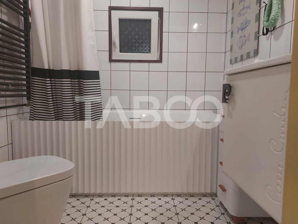 Apartament la casa 82 mp 3 camere gradina 400 mp doar 1 vecin Cisnadie