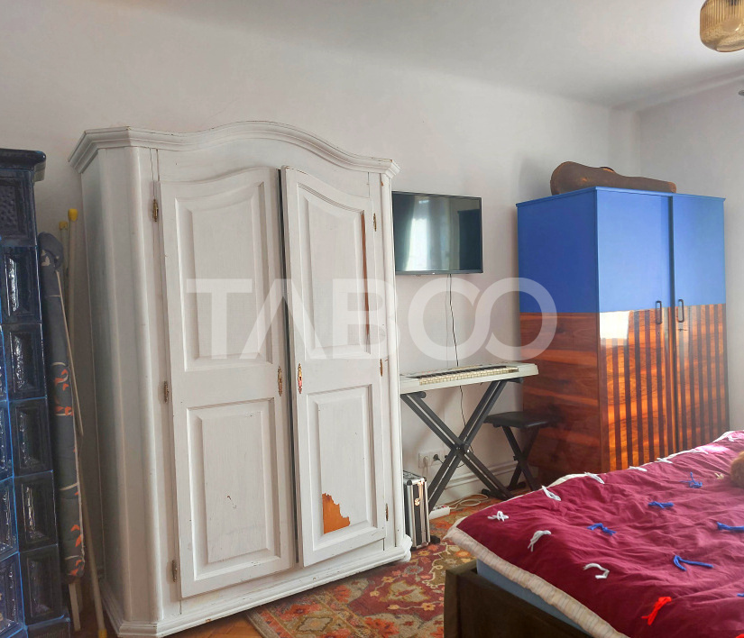 Apartament la casa 82 mp 3 camere gradina 400 mp doar 1 vecin Cisnadie
