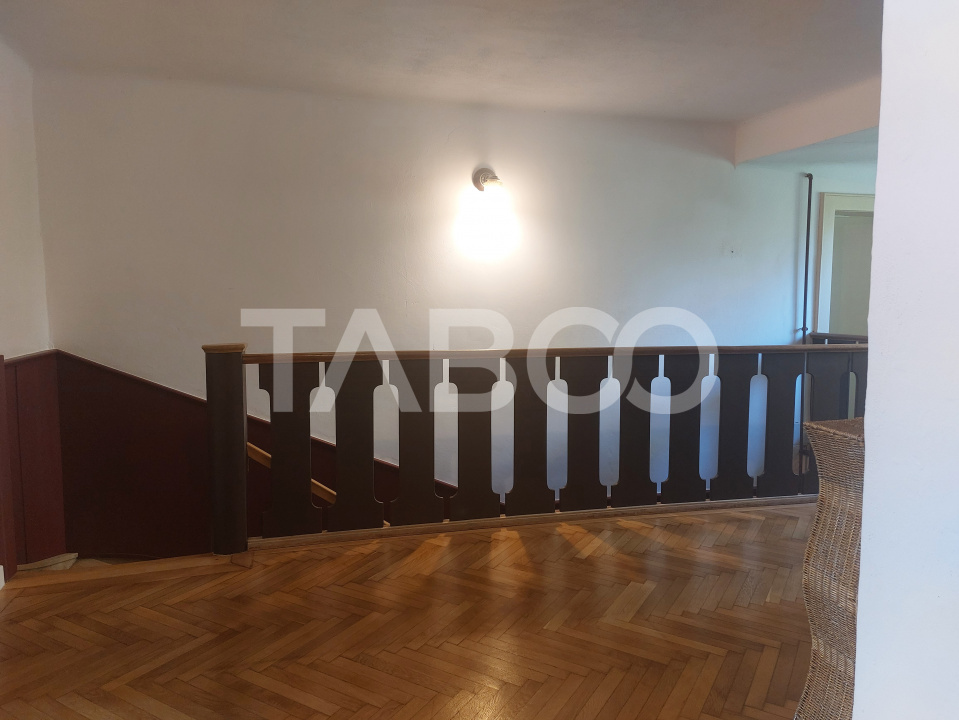 Apartament la casa 82 mp 3 camere gradina 400 mp doar 1 vecin Cisnadie