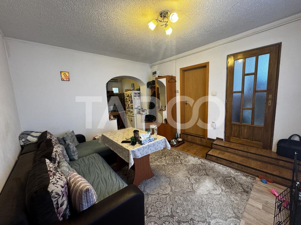 Apartament la casa cu 3 camere si garaj propriu Orasul de Jos Sibiu