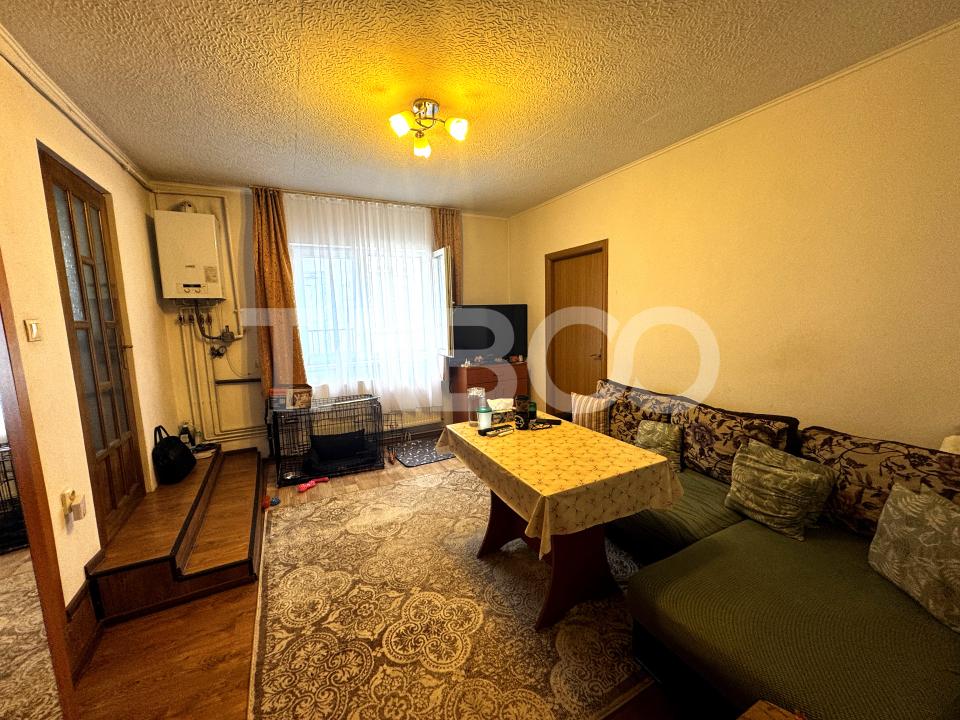 Apartament la casa cu 3 camere si garaj propriu Orasul de Jos Sibiu
