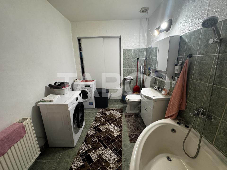 Apartament la casa cu 3 camere si garaj propriu Orasul de Jos Sibiu