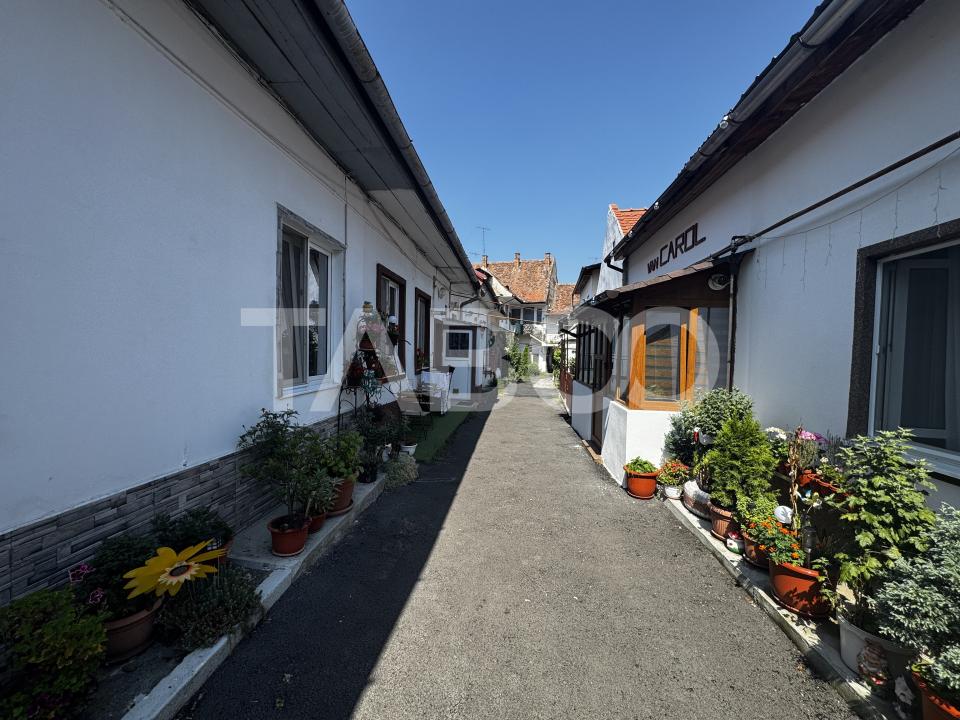 Apartament la casa cu 3 camere si garaj propriu Orasul de Jos Sibiu